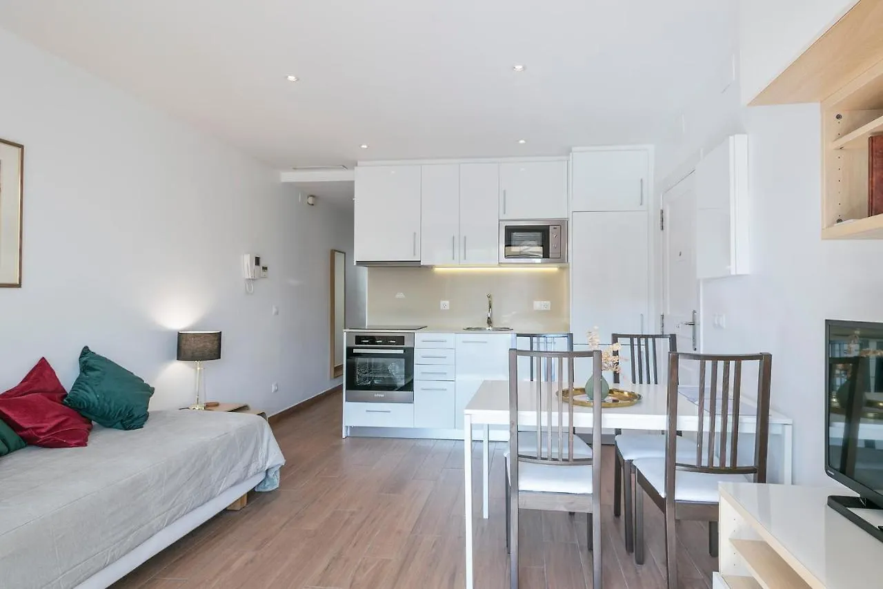 Romantic Apartment With Terrace Barcelona