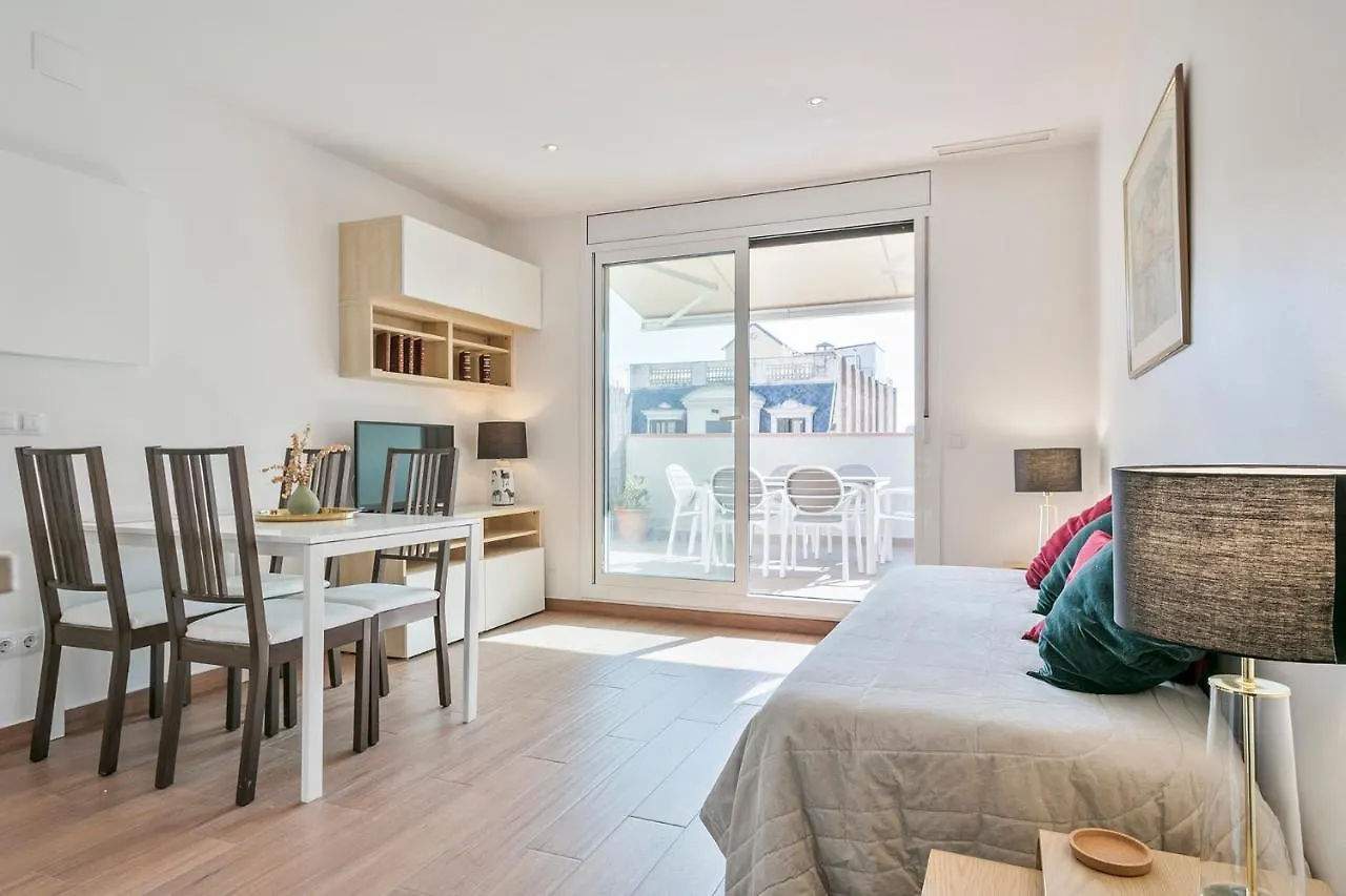 Romantic Apartment With Terrace contacts